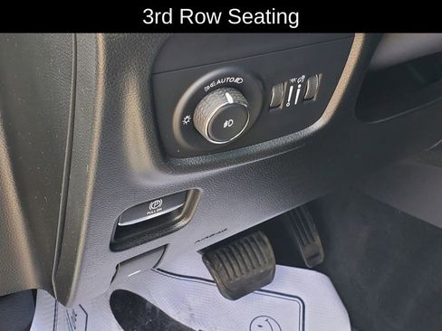 Used 2024 Jeep Grand Cherokee L Limited w/ Luxury Tech Group II AWD/4WD image 9