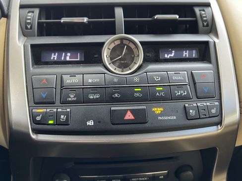 Used 2015 Lexus NX 200t FWD image 30