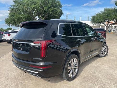 Used 2024 Cadillac XT6 Premium Luxury AWD/4WD image 4