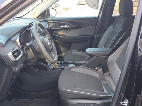 Certified 2023 Chevrolet TrailBlazer LT image 32