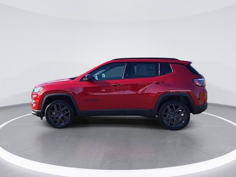 New 2026 Jeep Compass Latitude image 5