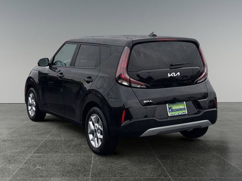 Used 2023 Kia Soul LX w/ Option Group 015 image 5