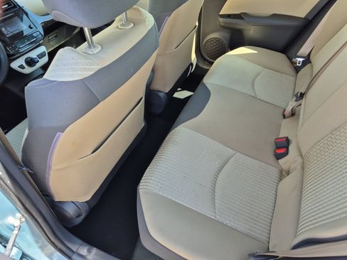 Used 2016 Toyota Prius Two FWD image 22