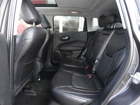 Used 2018 Jeep Compass Limited w/ Navigation Group image 12