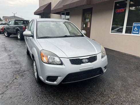 Used 2011 Kia Rio LX FWD image 2