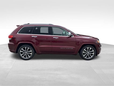 Used 2018 Jeep Grand Cherokee Overland AWD/4WD image 7