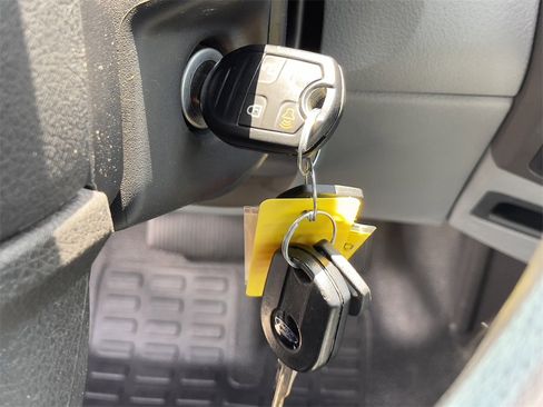 Used 2013 Ford F450 XL w/ PWR Equipment Group image 22