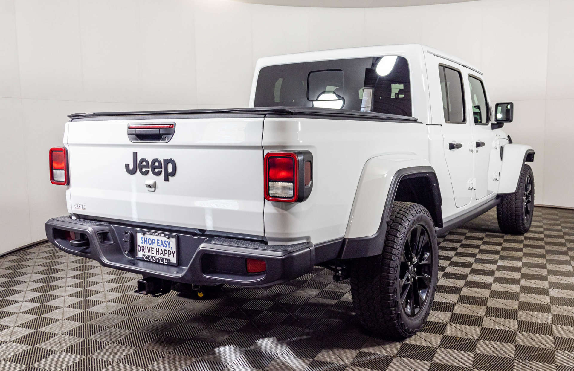 Used 2025 Jeep Gladiator Sport AWD/4WD image 12