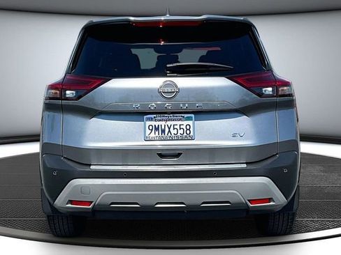 Certified 2023 Nissan Rogue SV image 5