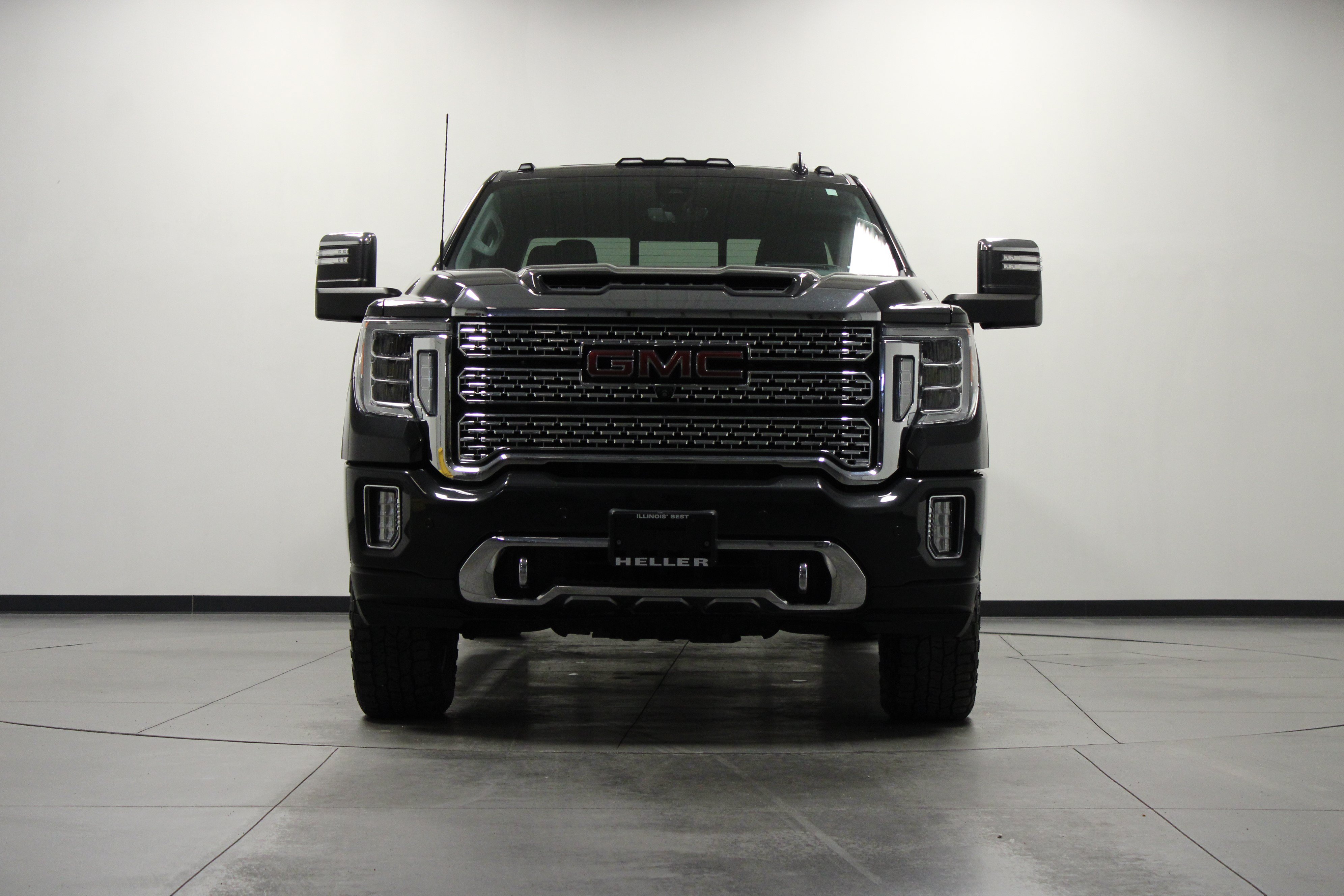 Used 2020 GMC Sierra 2500 Denali w/ Denali Ultimate Package AWD/4WD image 9