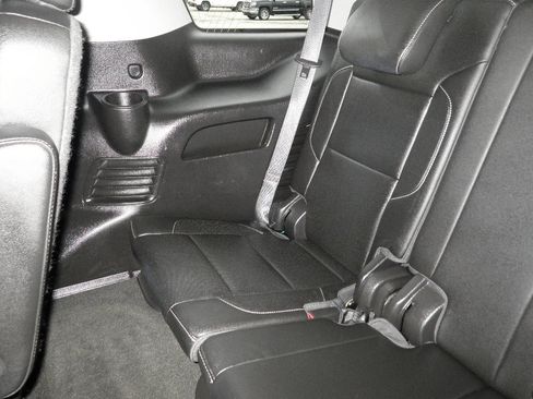 Used 2018 Chevrolet Tahoe Premier image 31