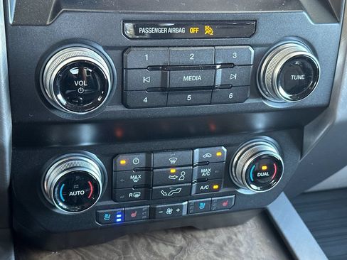 Used 2019 Ford F150 Limited w/ Trailer Tow Package AWD/4WD image 19
