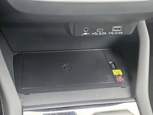 Used 2025 Subaru Forester Sport image 31