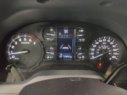 Used 2019 Toyota Tundra SR AWD/4WD image 23