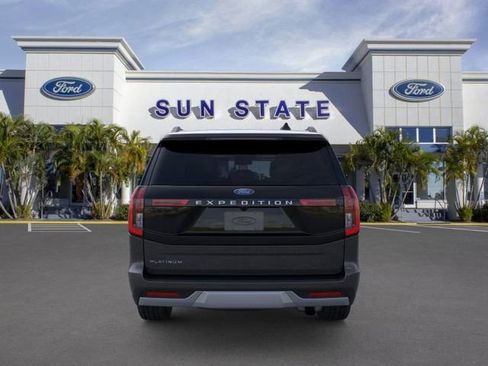 New 2026 Ford Expedition Platinum w/ Driver's Package image 7