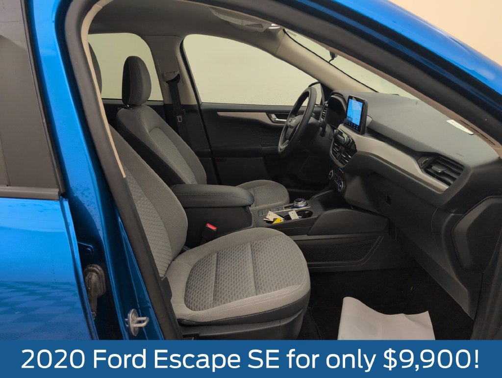 Used 2020 Ford Escape SE FWD image 14