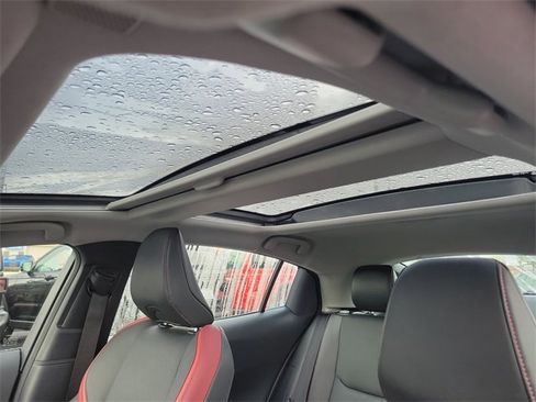 Used 2024 Toyota Prius Prime image 31