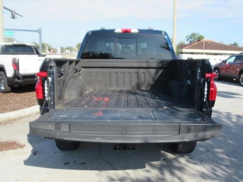 Used 2023 Ford F150 Lightning Lariat w/ Equipment Group 511A High image 6