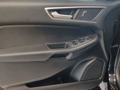 Used 2022 Ford Edge SEL AWD/4WD image 18