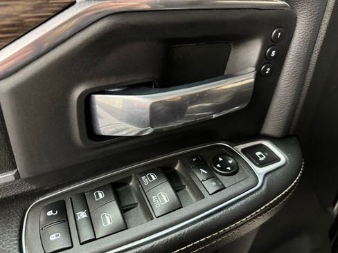 Used 2021 RAM 2500 Laramie image 21