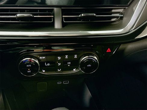 New 2026 Chevrolet Trax RS w/ Driver Confidence Package image 10