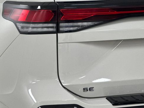 New 2026 Volkswagen Tiguan SE R-Line AWD/4WD image 25