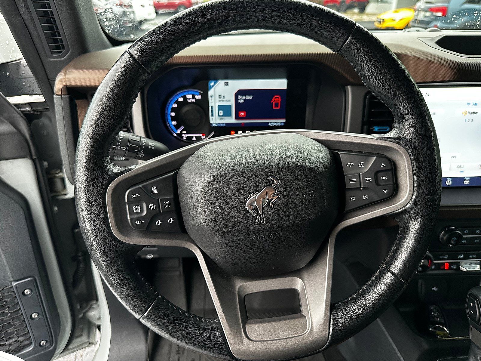Used 2023 Ford Bronco Outer Banks AWD/4WD image 17