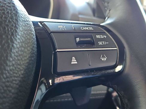 Used 2025 Honda Pilot EX-L image 24