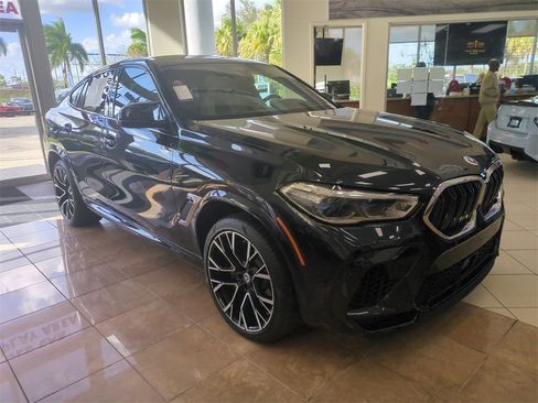 Used 2023 BMW X6 M w/ Executive Package image 2