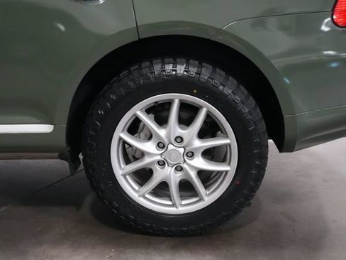 Used 2006 Porsche Cayenne S Titanium Edition AWD/4WD image 12