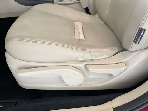 Used 2013 Subaru Crosstrek 2.0i Limited image 12