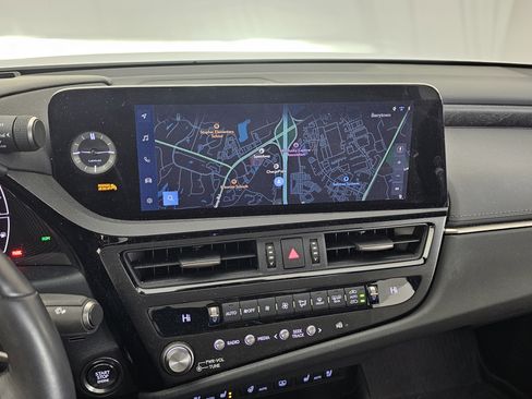 Used 2024 Lexus ES 350 Ultra Luxury w/ Accessory Package (Z1) image 36