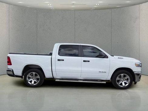 Used 2025 RAM 1500 Big Horn RWD image 31