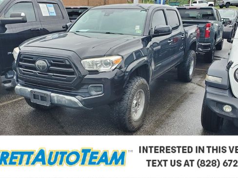 Used 2018 Toyota Tacoma SR AWD/4WD image 1