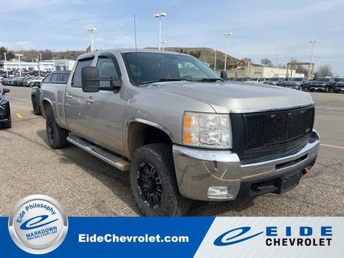 Used 2009 Chevrolet Silverado 2500 LTZ w/ Safety Package AWD/4WD image 1