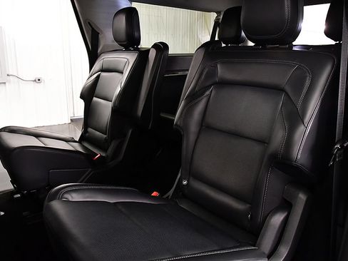 Used 2025 Lincoln Navigator L Reserve AWD/4WD image 30