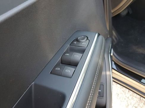 New 2026 GMC Acadia Elevation image 18