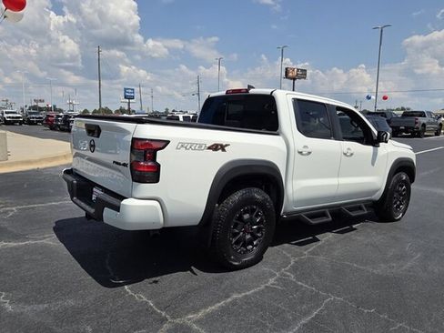 Used 2024 Nissan Frontier PRO-4X w/ Pro Premium Package AWD/4WD image 8