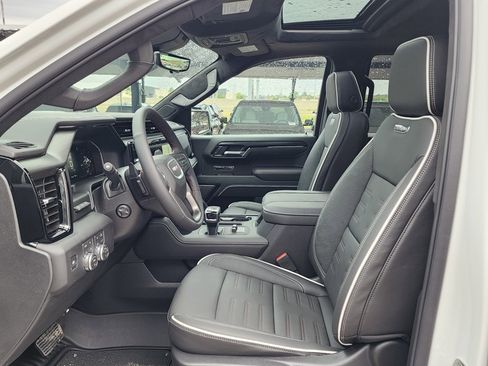 New 2026 GMC Sierra 1500 AT4X image 17