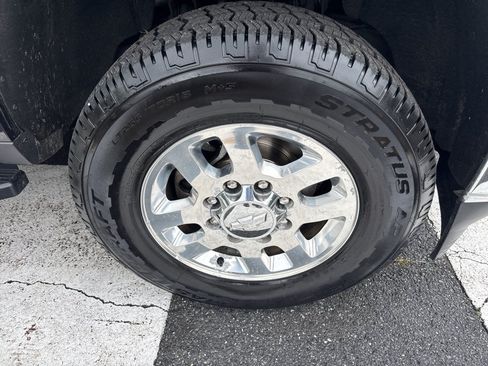Used 2015 Chevrolet Silverado 2500 LT w/ LT Convenience Package AWD/4WD image 18