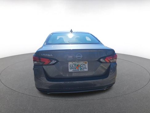 Used 2025 Nissan Versa SV image 6