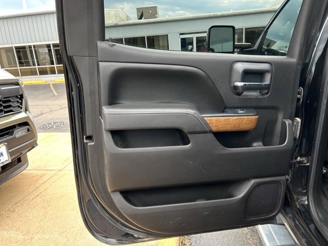 Used 2015 Chevrolet Silverado 3500 LTZ w/ Duramax Plus Package AWD/4WD image 21