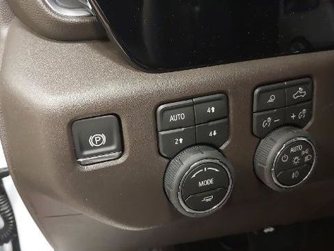 New 2026 Chevrolet Silverado 1500 LTZ w/ Z71 Off-Road Package AWD/4WD image 23