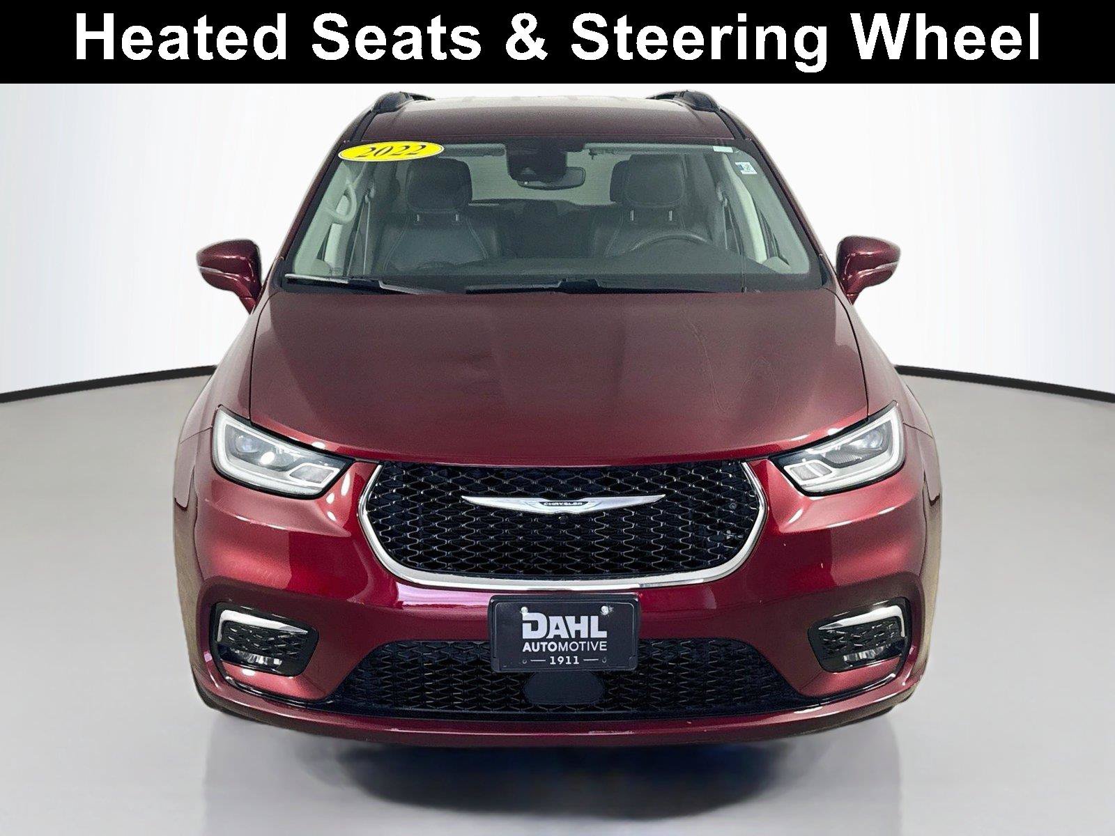 Used 2022 Chrysler Pacifica Touring-L AWD/4WD image 3