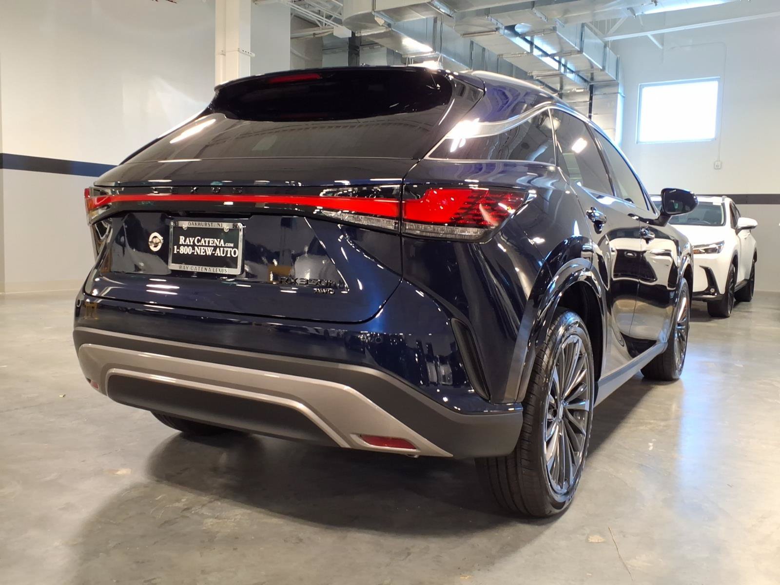 New 2026 Lexus RX 350h AWD/4WD image 16