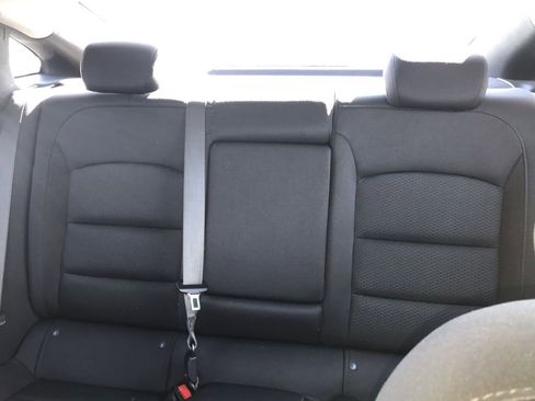 Used 2024 Chevrolet Malibu LT image 21