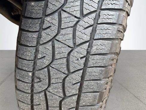 Used 2021 Toyota Tacoma SR AWD/4WD image 37