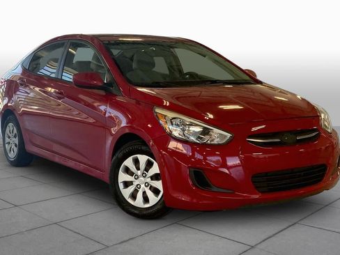 Used 2016 Hyundai Accent SE FWD image 3