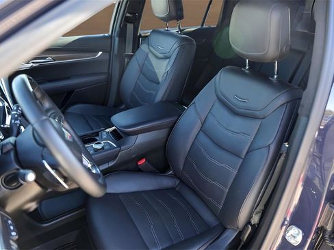 Certified 2025 Cadillac XT6 Sport w/ Platinum Package image 7