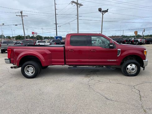 Used 2017 Ford F350 Lariat w/ Snow Plow Prep Package image 7